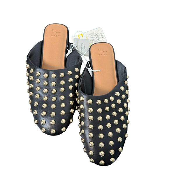 NWT Women’s A New Day 9.5 embellished slip ons - Picture 1 of 5